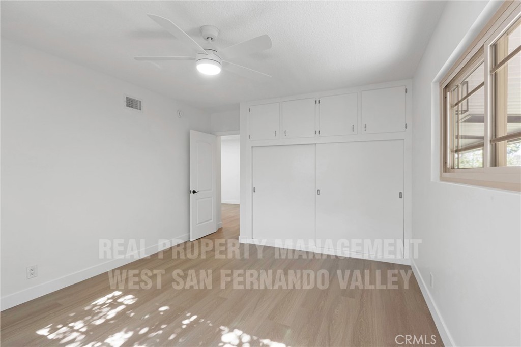 12920 Aetna St. Property Photo 32
