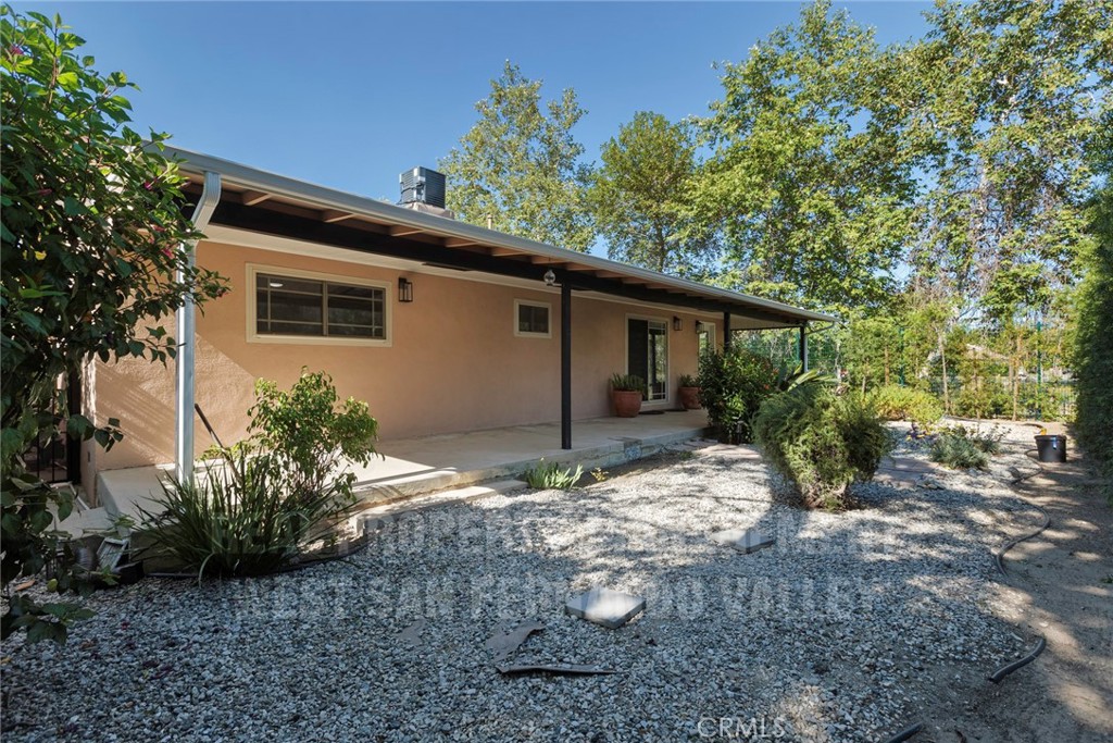 12920 Aetna St. Property Photo 36