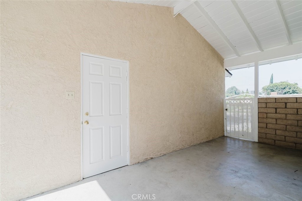 10826 Blucher Avenue Property Photo 24