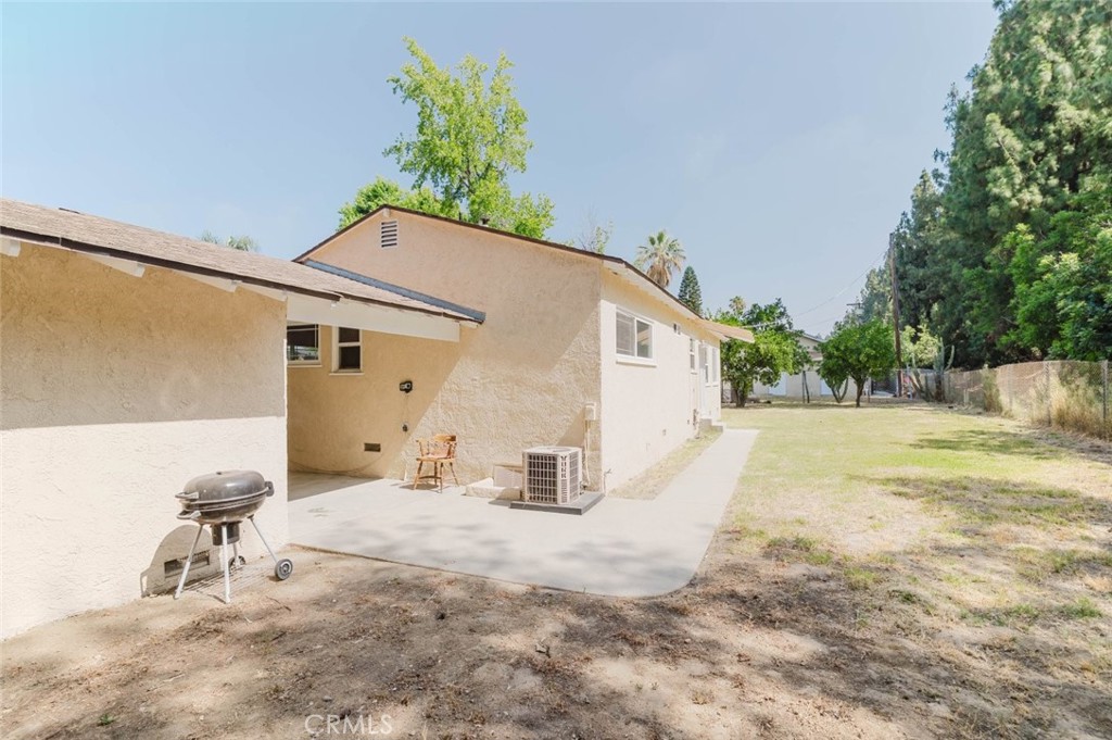 10826 Blucher Avenue Property Photo 27