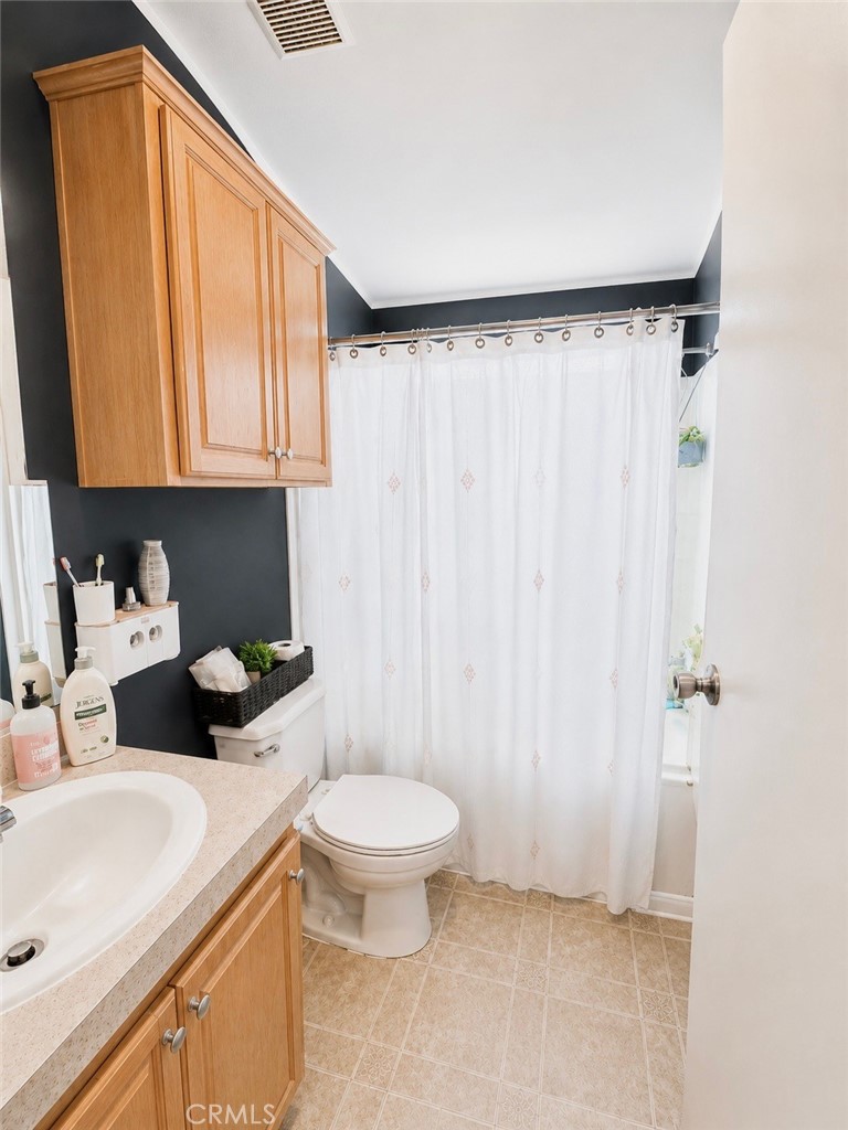 7560 Woodman 134 Property Photo 15