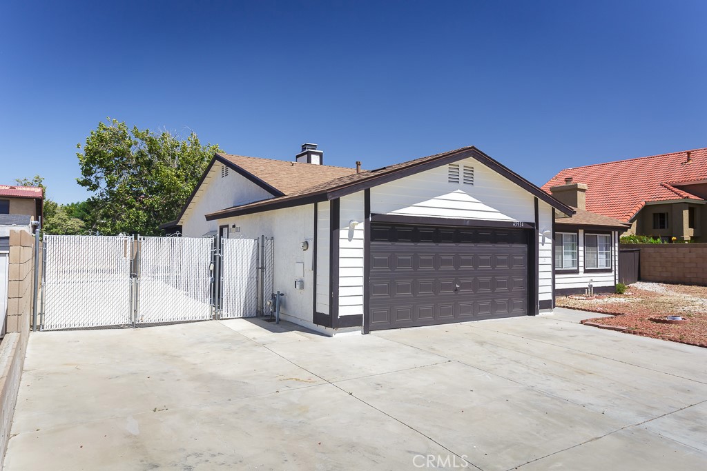 43934 Palm Vista Avenue Property Photo 3