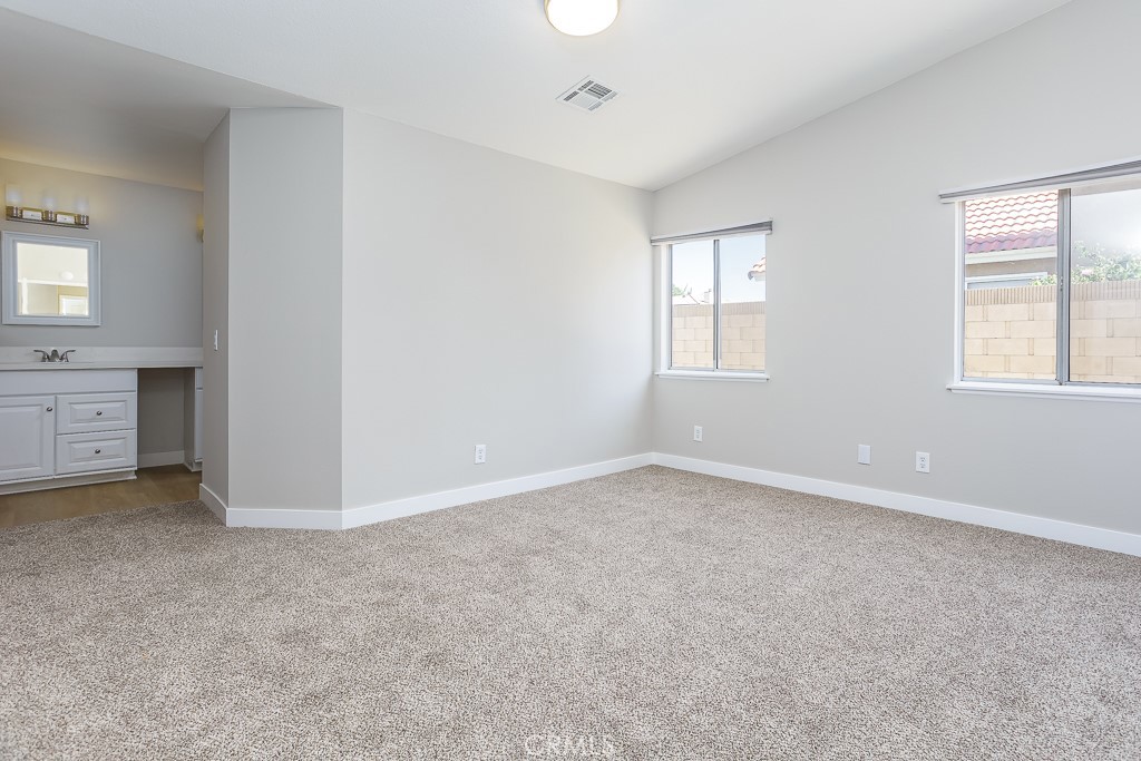 43934 Palm Vista Avenue Property Photo 13