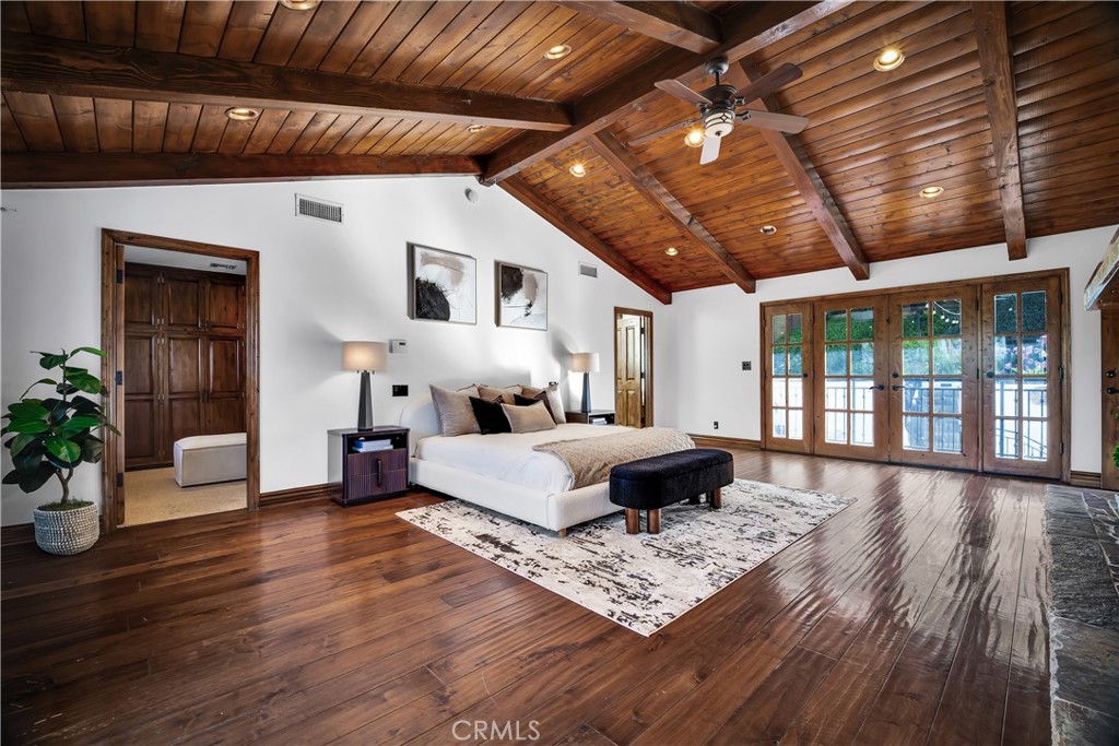 5235 San Feliciano Property Photo 17