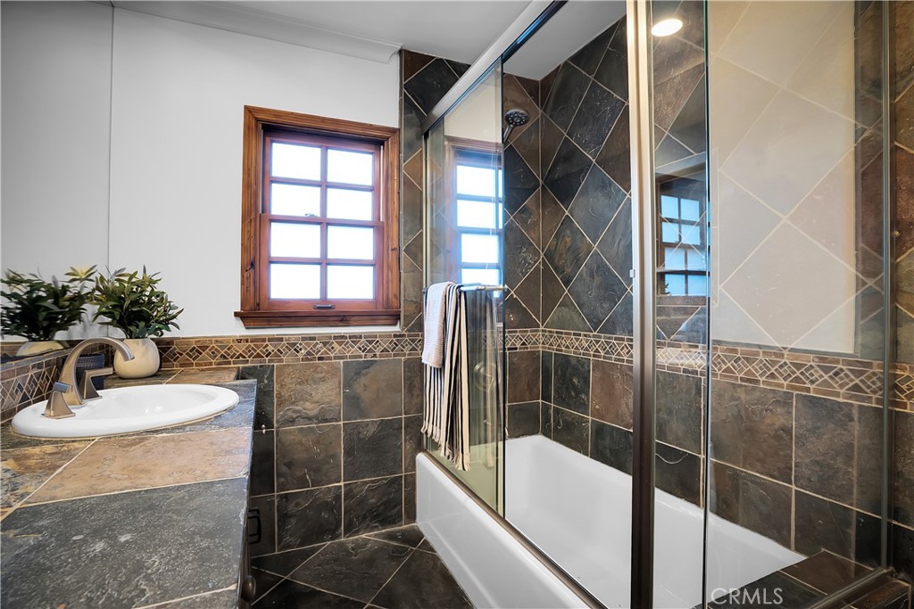5235 San Feliciano Property Photo 32