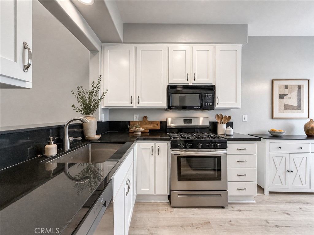 4766 Taranto Way Property Photo 12