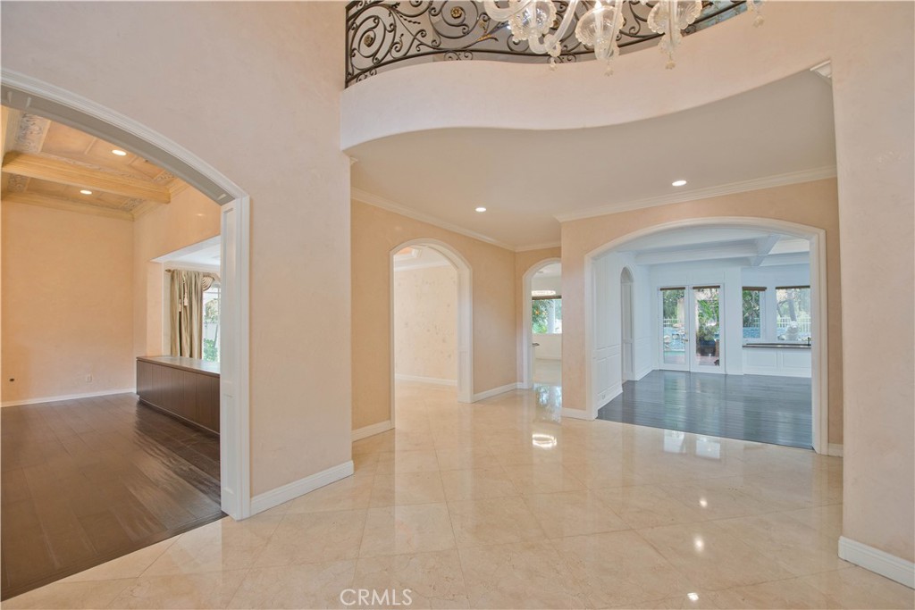 5607 Manley Court Property Photo 6
