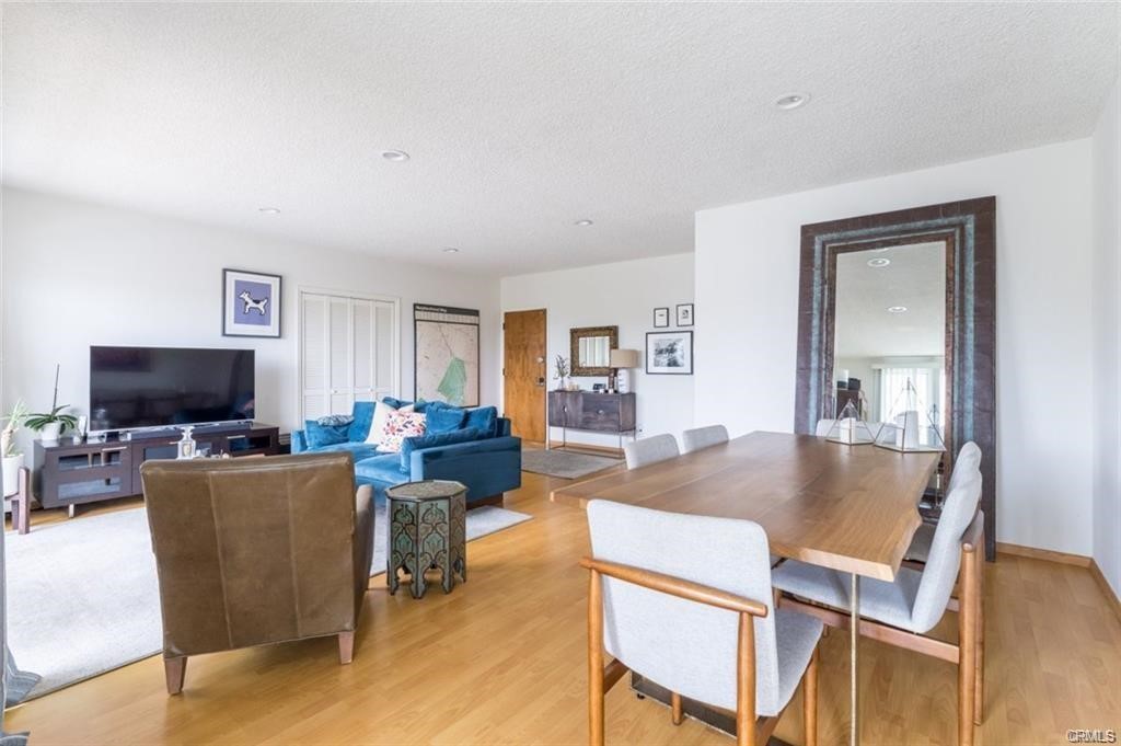 943 19th Property Photo 37