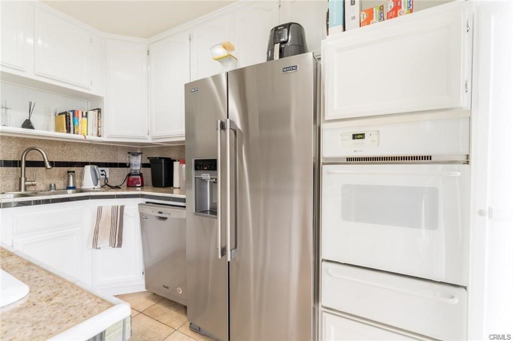 943 19th Property Photo 39