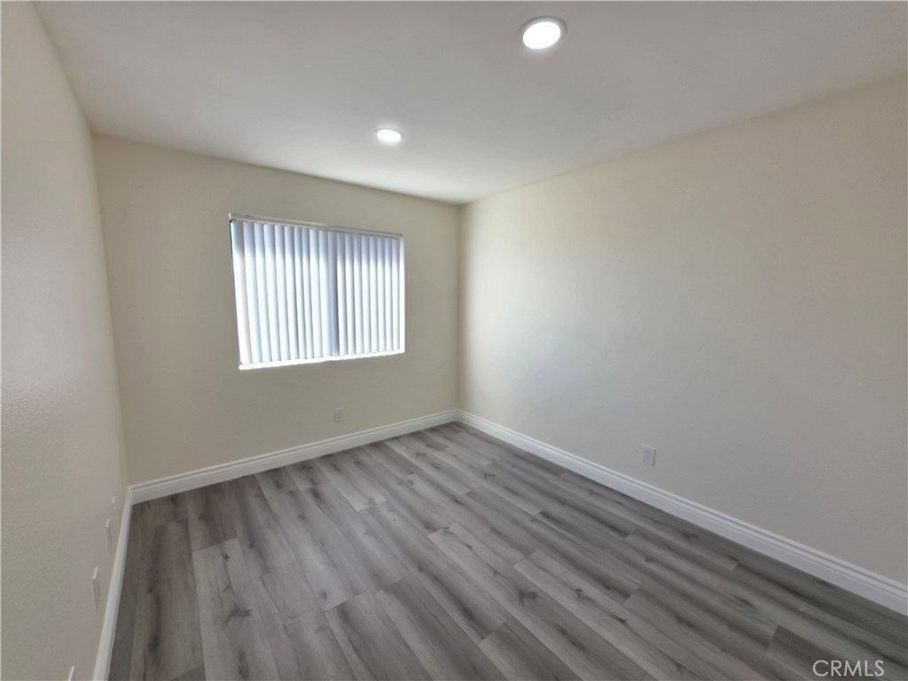 44036 25th W Property Photo 6