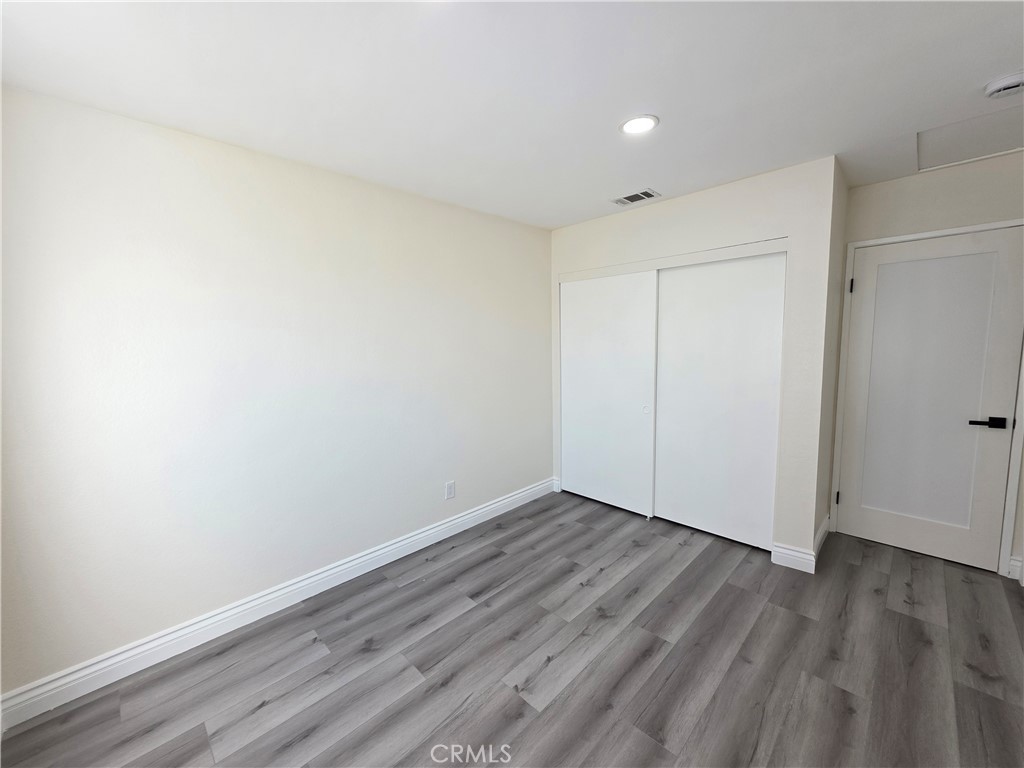 44036 25th W Property Photo 7