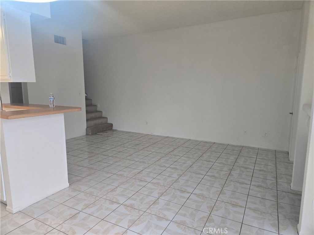 14520 Plummer 5 Property Photo 9