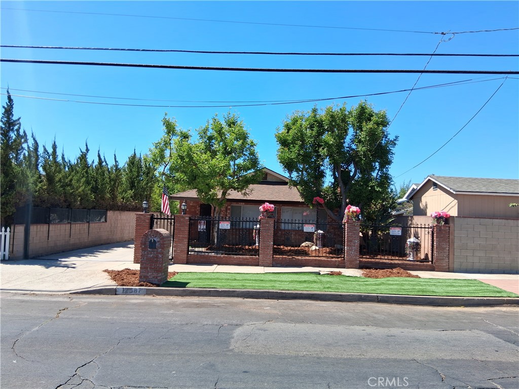12587 Bradley Avenue Property Photo 1