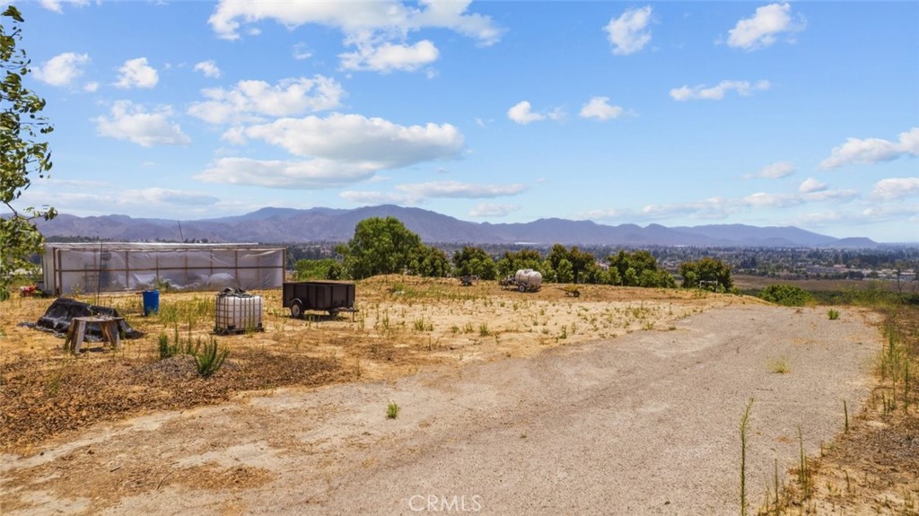 4305 Groves Place Property Photo 19
