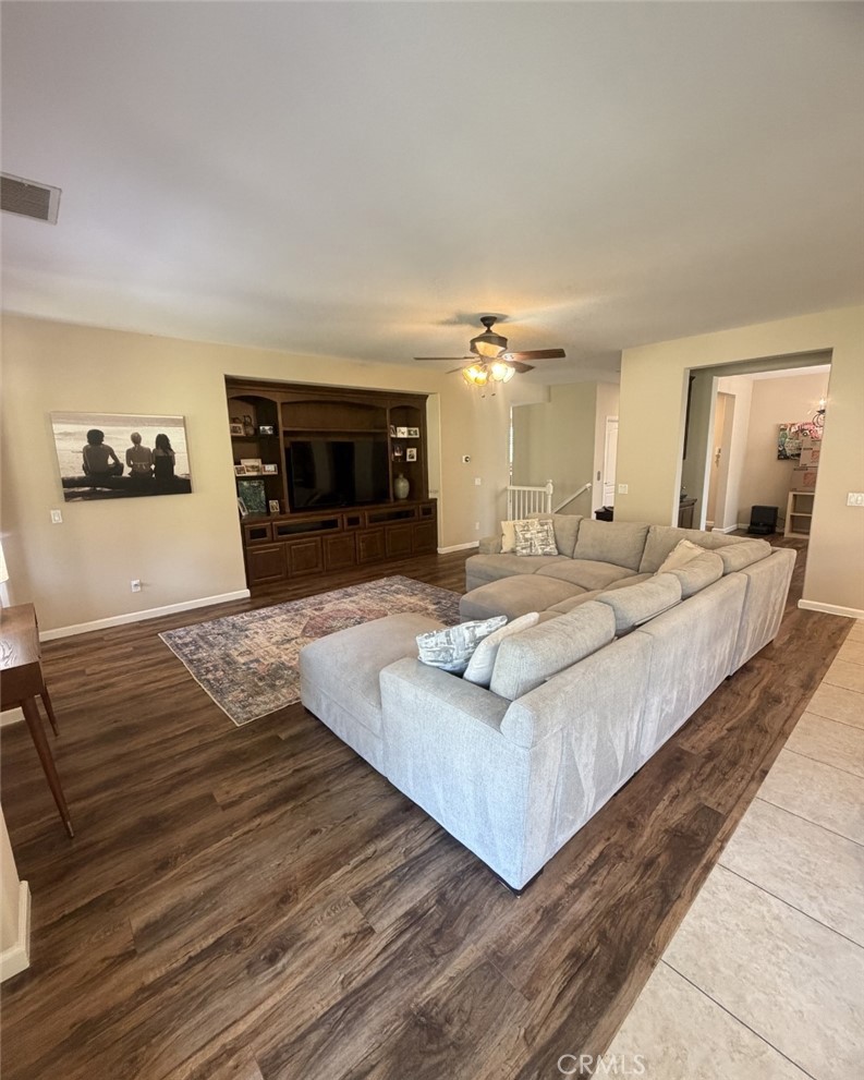 23803 La Posta Court Property Photo 6