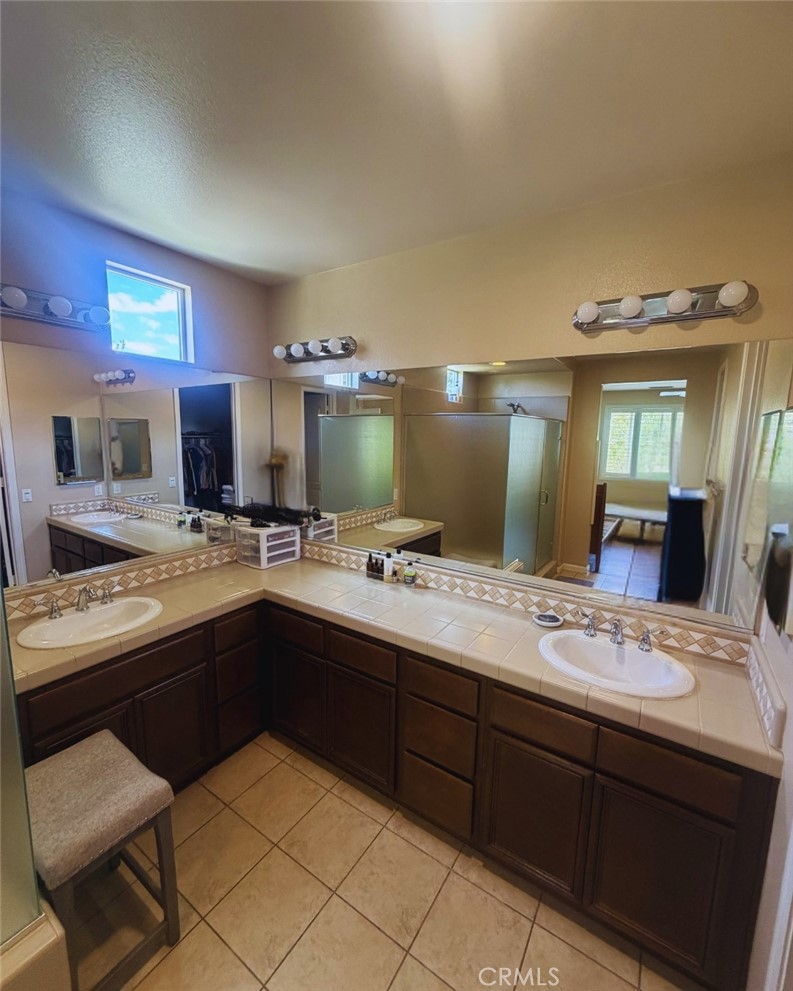 23803 La Posta Court Property Photo 29