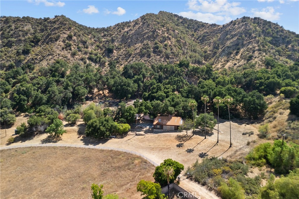 27772 Parker Rd Property Photo 6