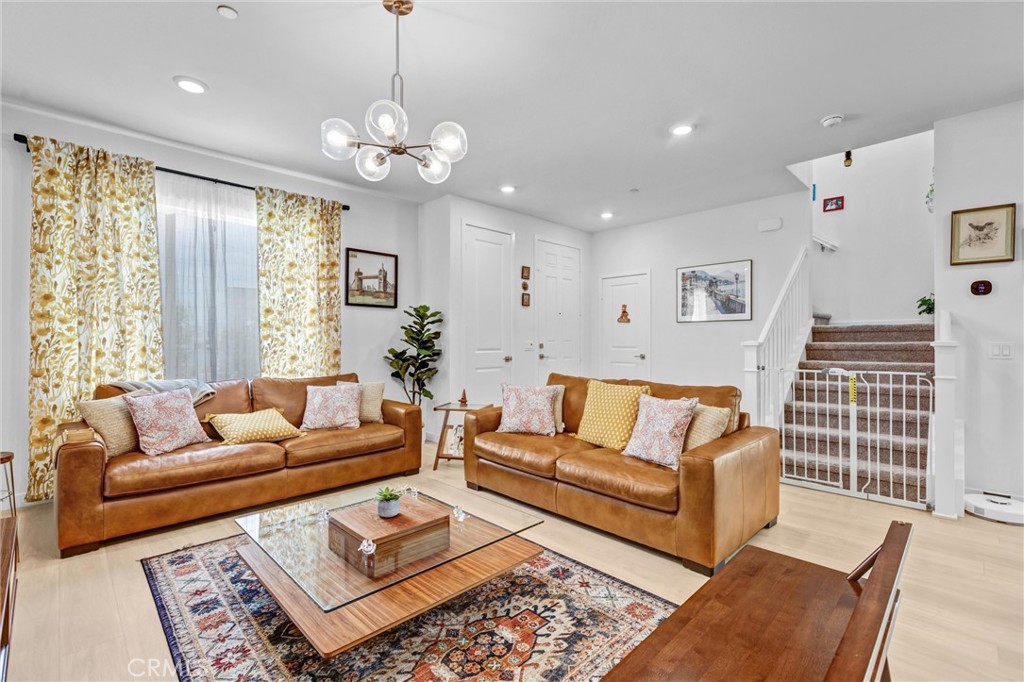 27676 Symphony Property Photo 3