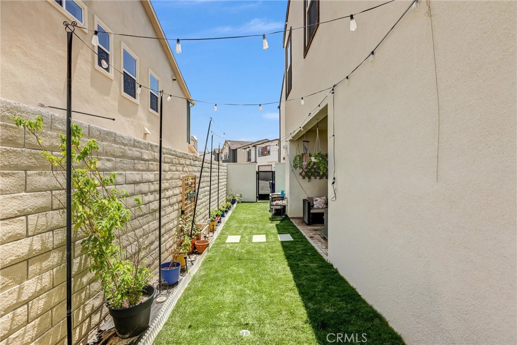 27676 Symphony Property Photo 24