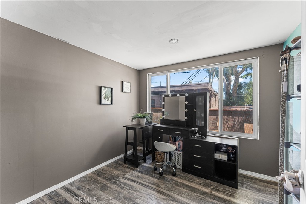 723 W Avenue I Property Photo 13
