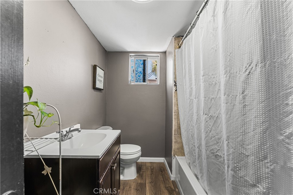 723 W Avenue I Property Photo 22