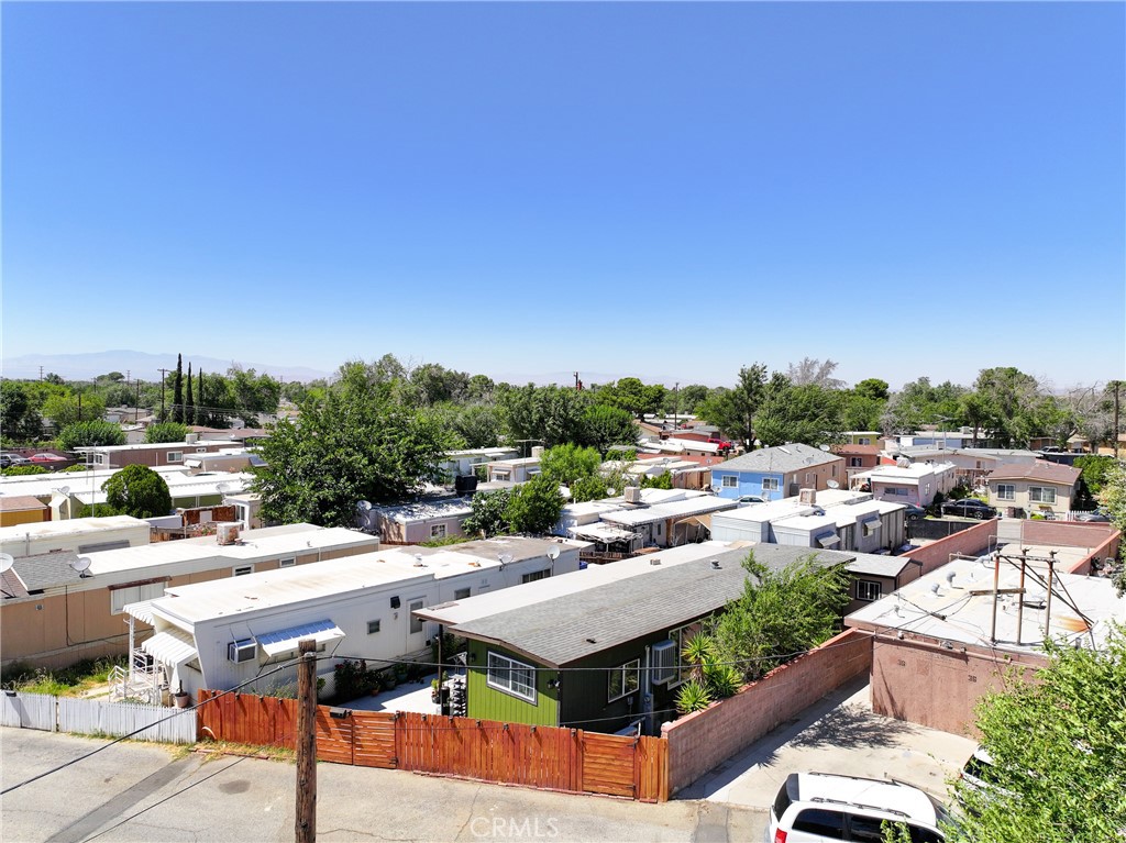 723 W Avenue I Property Photo 35