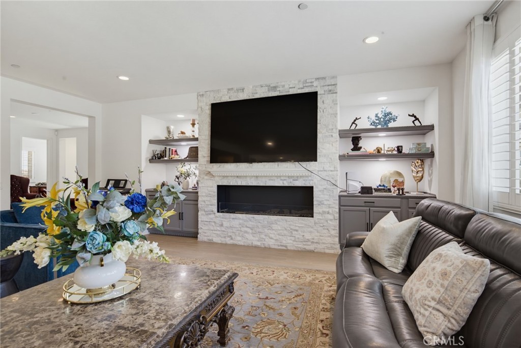 3872 Eliopulos Ranch Drive Property Photo 6
