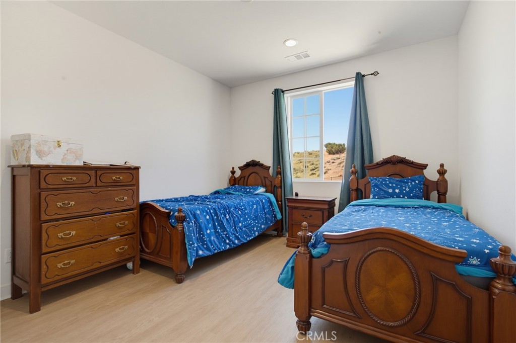 3872 Eliopulos Ranch Drive Property Photo 29
