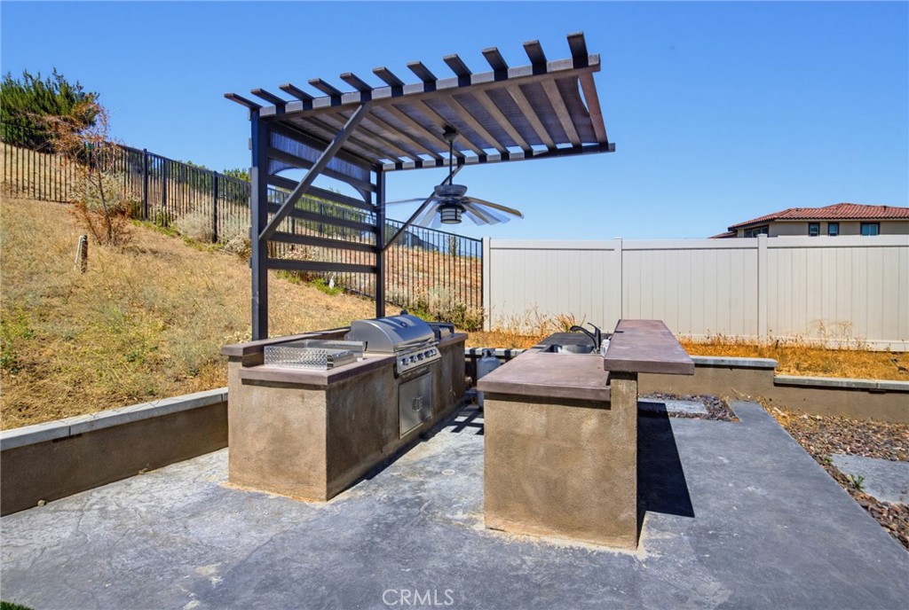 3872 Eliopulos Ranch Drive Property Photo 39