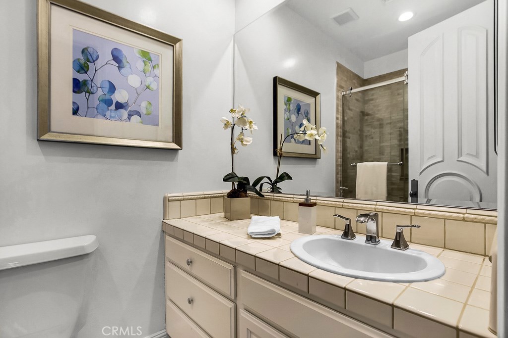 25504 Colette Way Property Photo 25