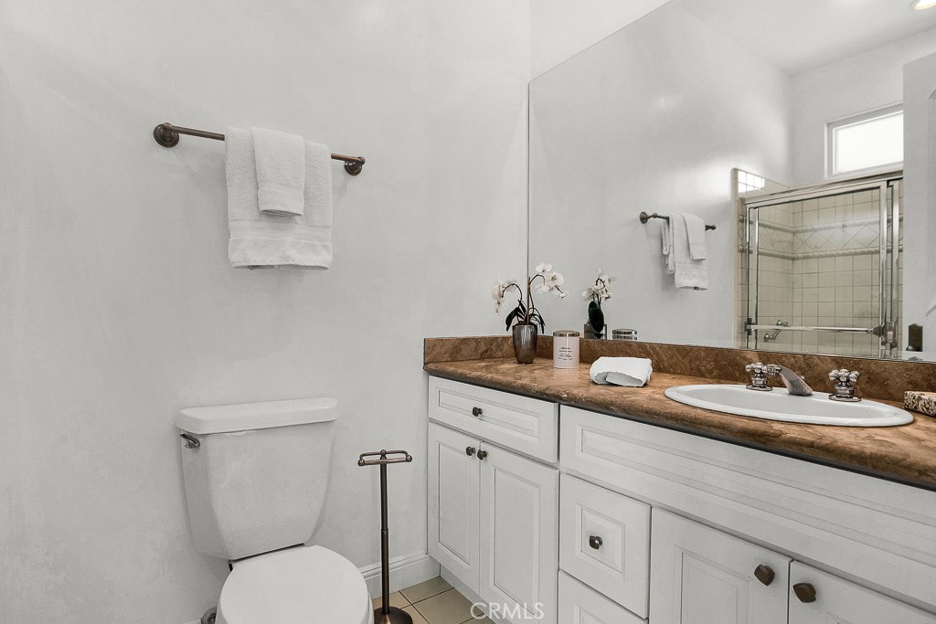 25504 Colette Way Property Photo 28
