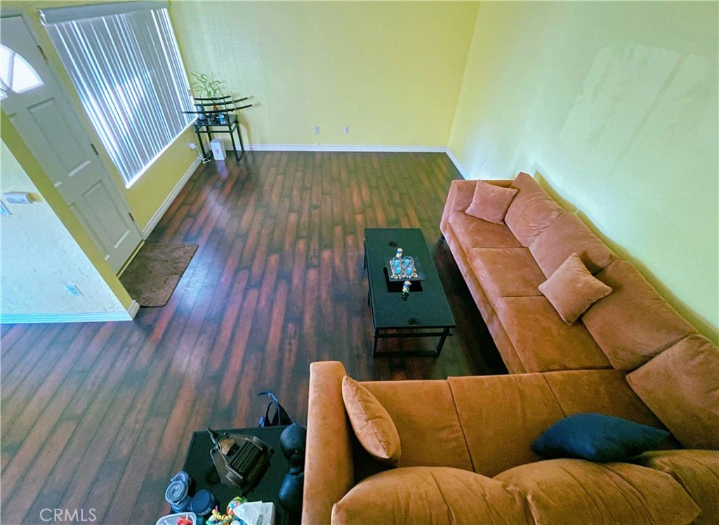 18526 Mayall I Property Photo 3