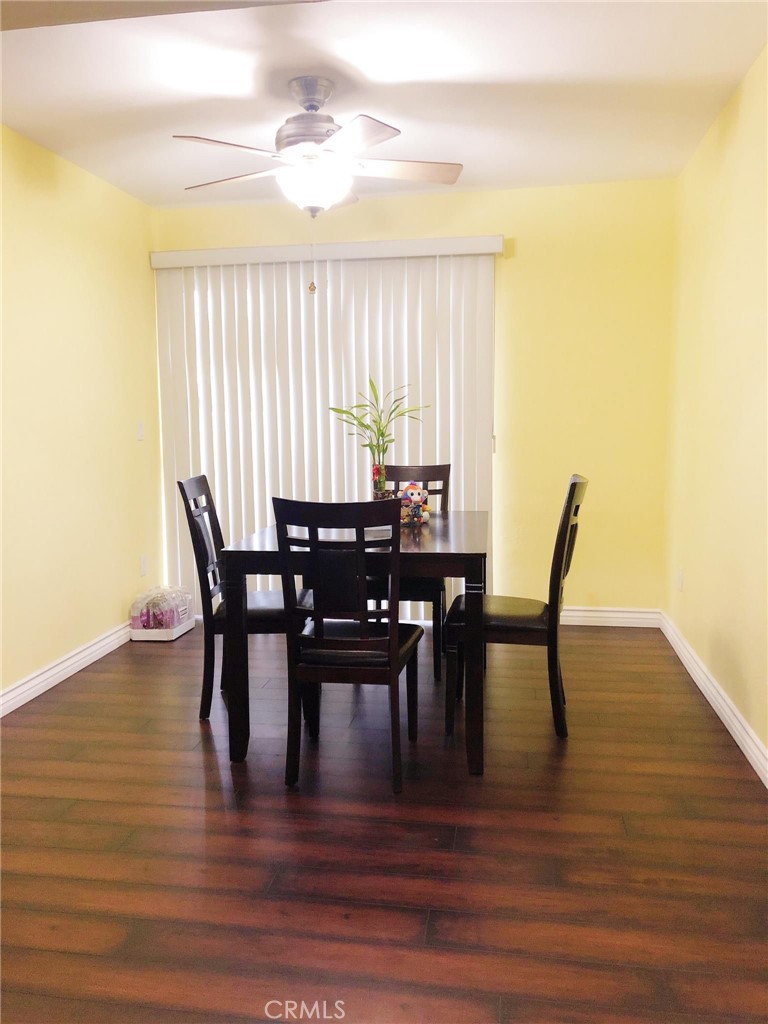 18526 Mayall I Property Photo 4