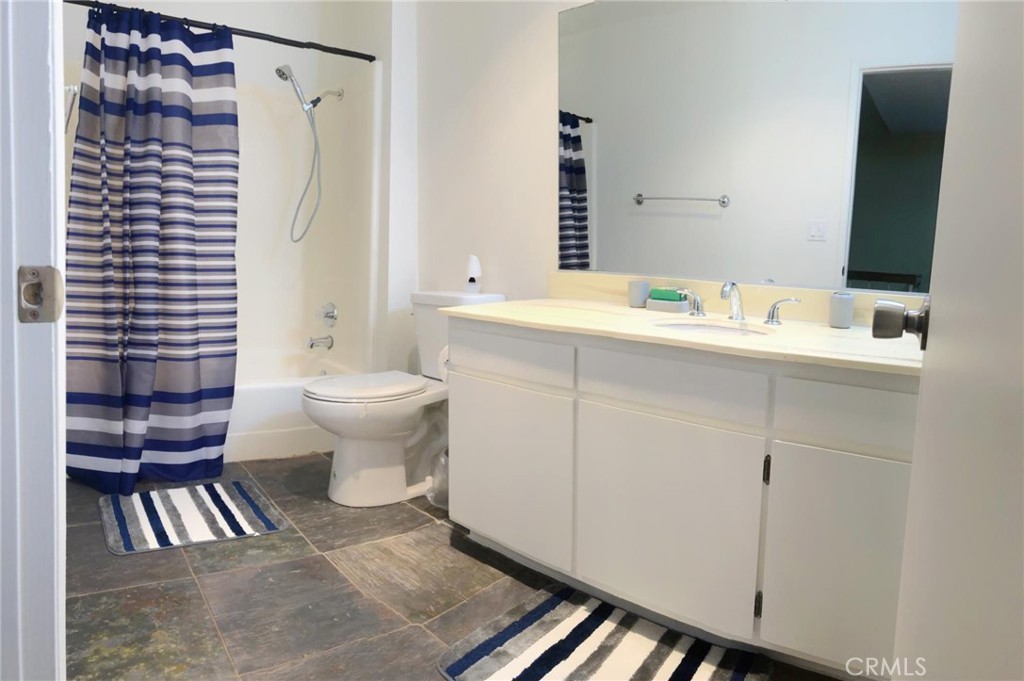 18526 Mayall I Property Photo 10