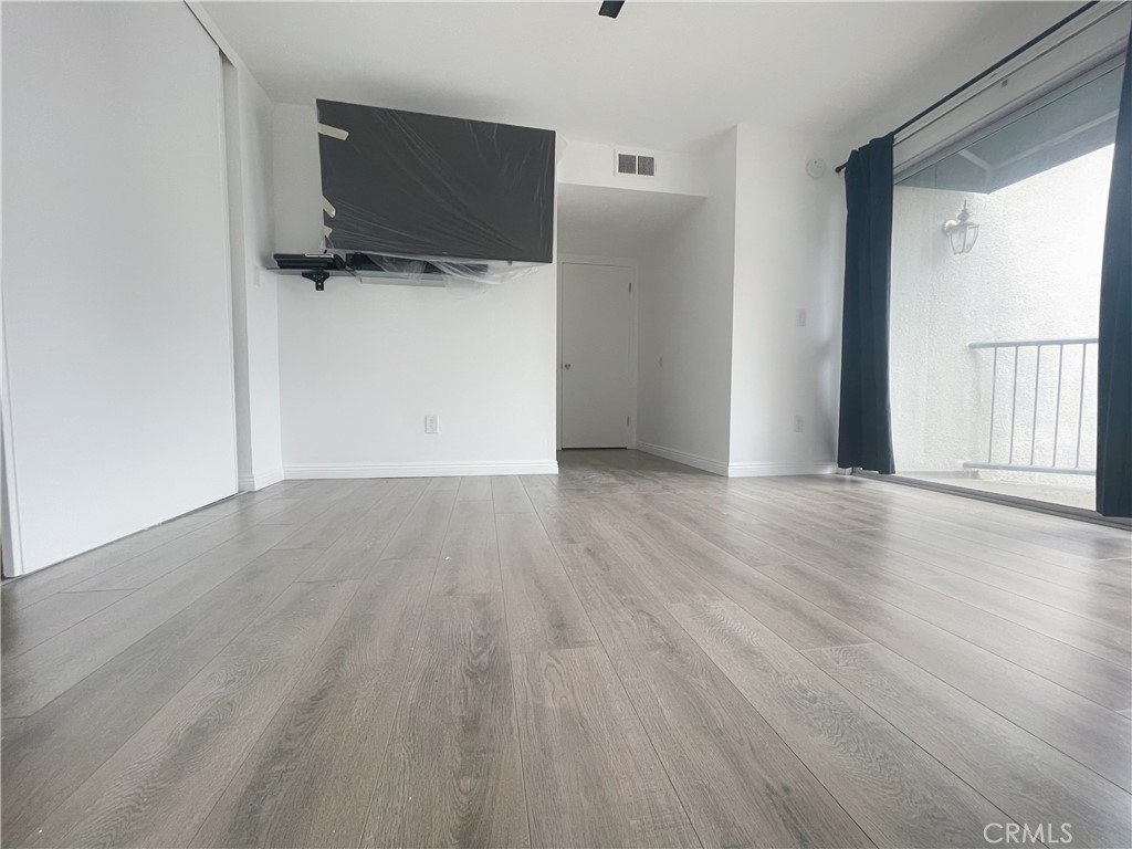 18526 Mayall I Property Photo 11