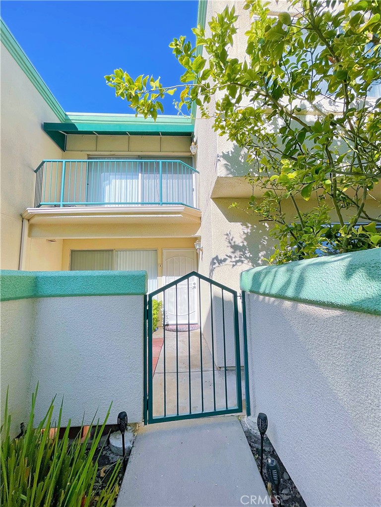 18526 Mayall I Property Photo 14