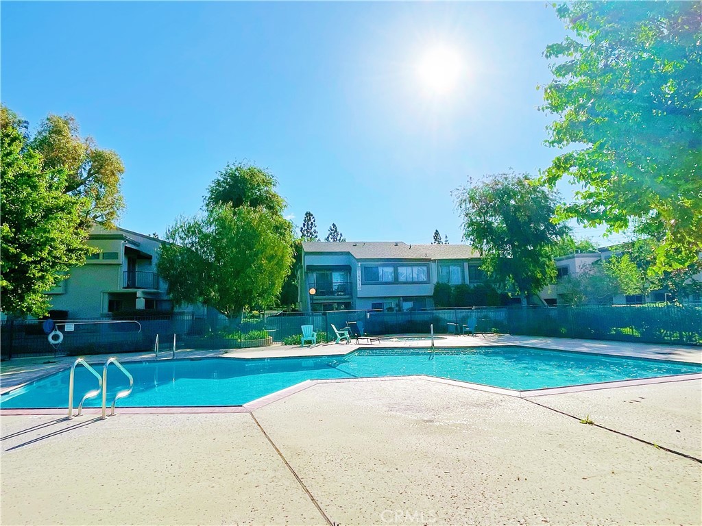 18526 Mayall I Property Photo 16