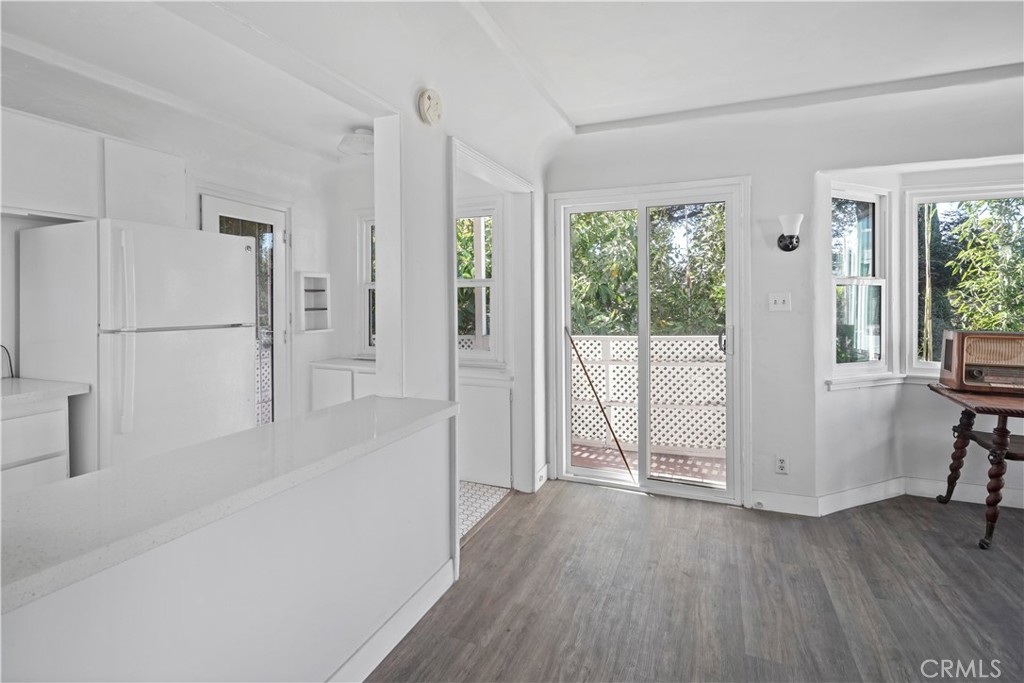 2313 Glendale Boulevard Property Photo 16