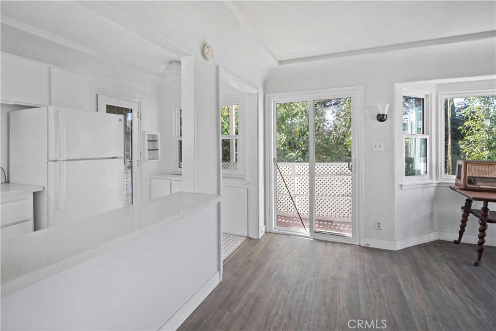 2313 Glendale Boulevard Property Photo 16