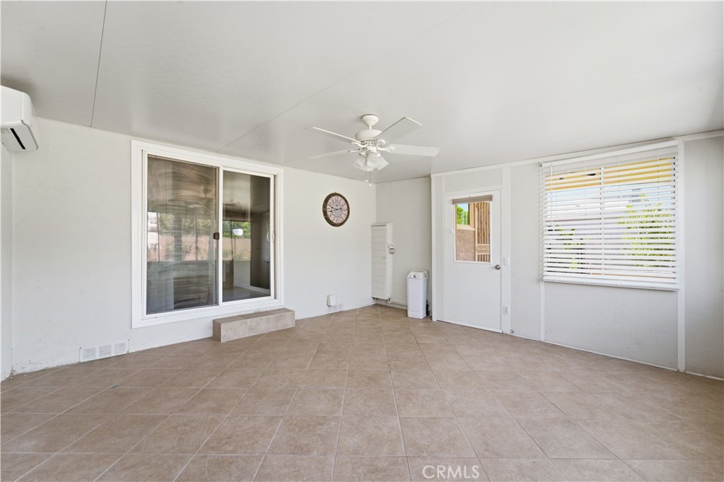 6501 Charlesworth Avenue Property Photo 16