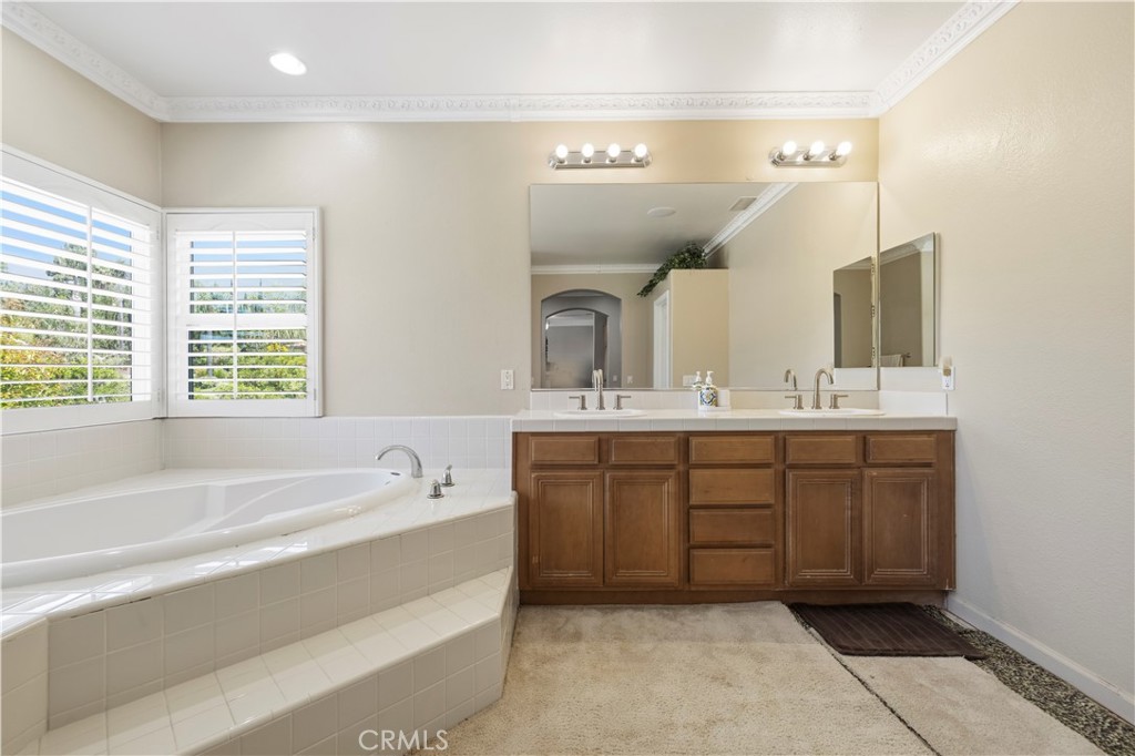 5540 High Meadow Pl. Property Photo 40