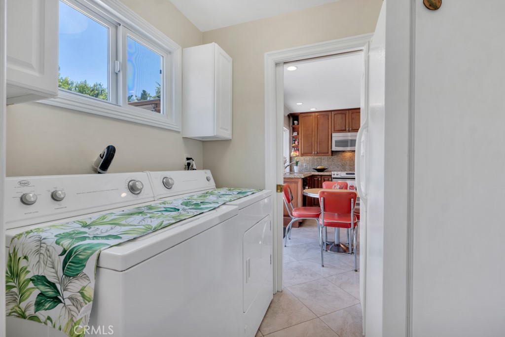 13600 Norris Avenue Property Photo 19