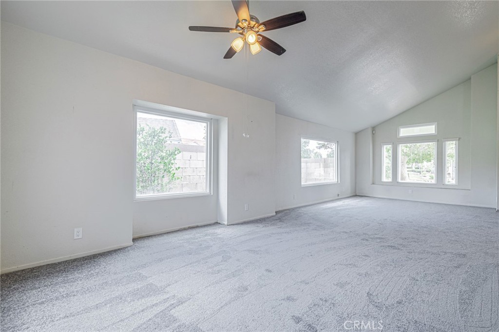 37254 Carousel Circle Property Photo 15