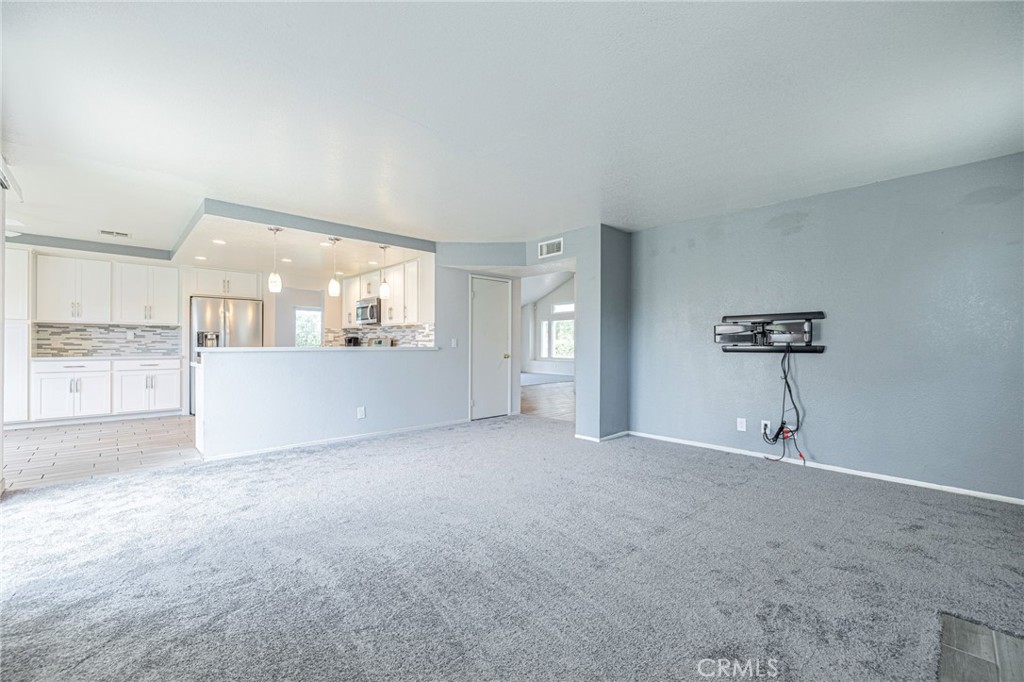 37254 Carousel Circle Property Photo 17