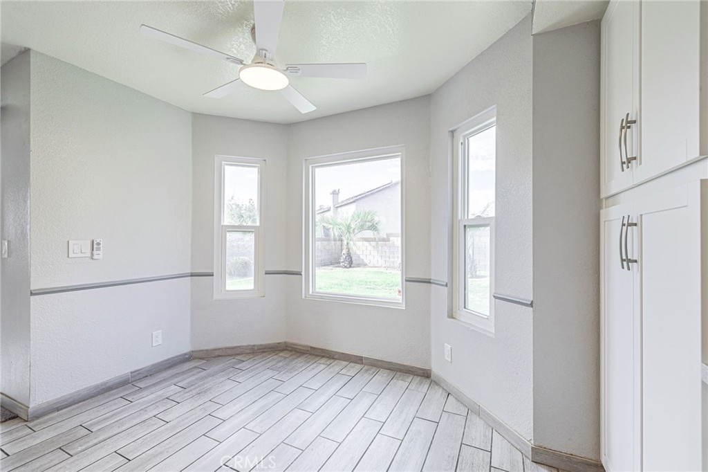 37254 Carousel Circle Property Photo 21