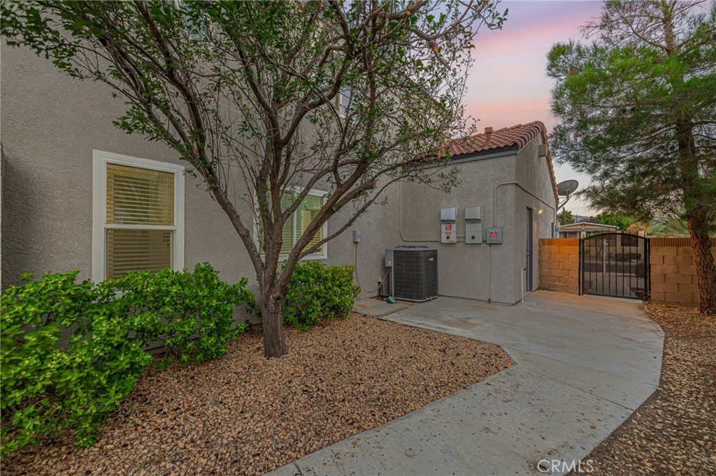 37254 Carousel Circle Property Photo 47