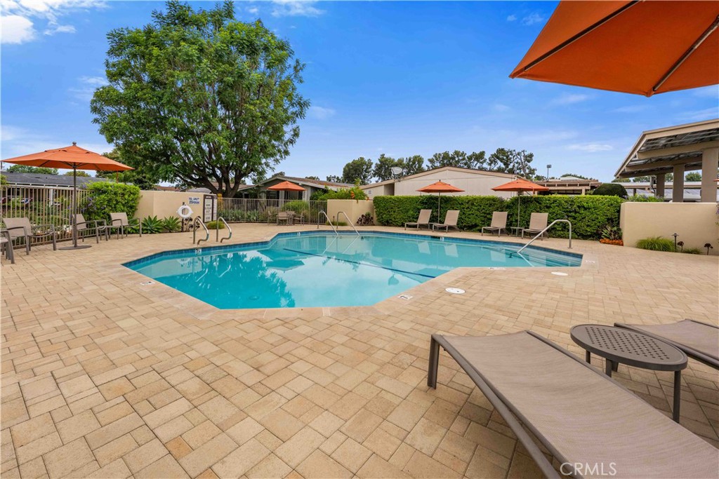 719 Glenlake Property Photo 34