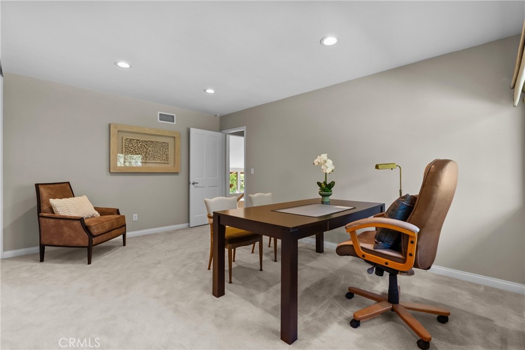 10216 Melvin Property Photo 43