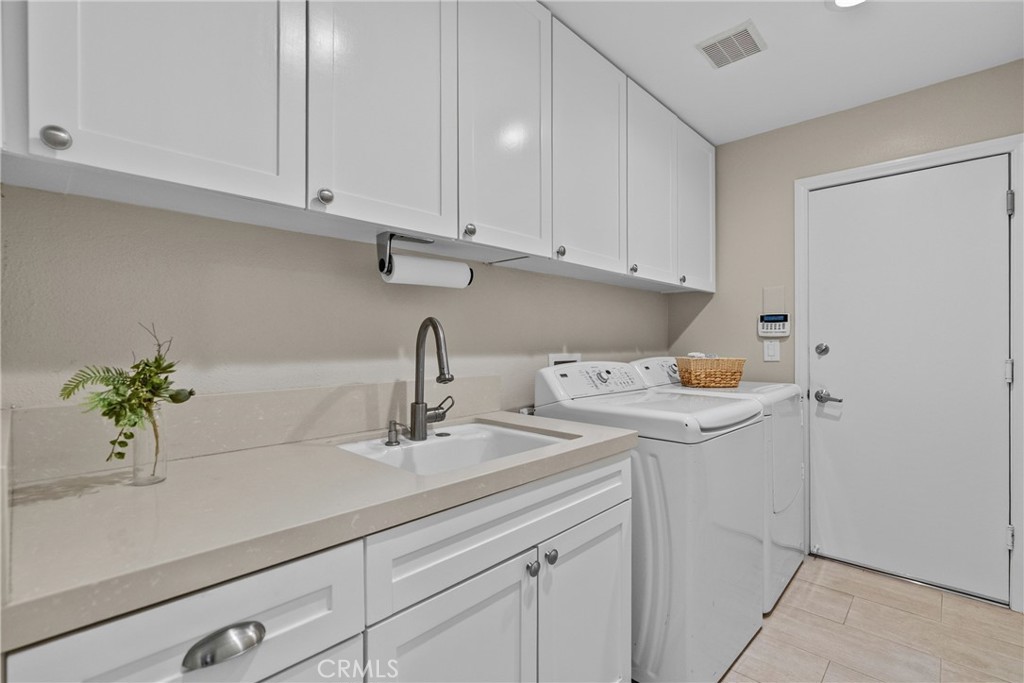 10216 Melvin Property Photo 49