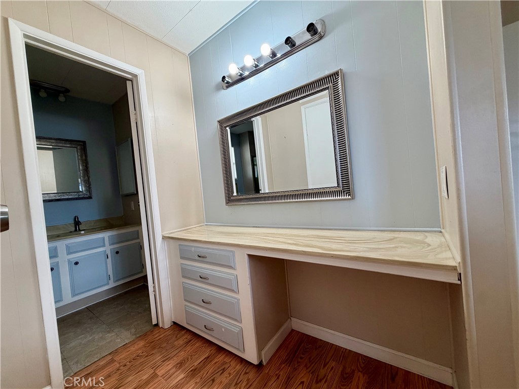 8801 17 Eton Property Photo 8